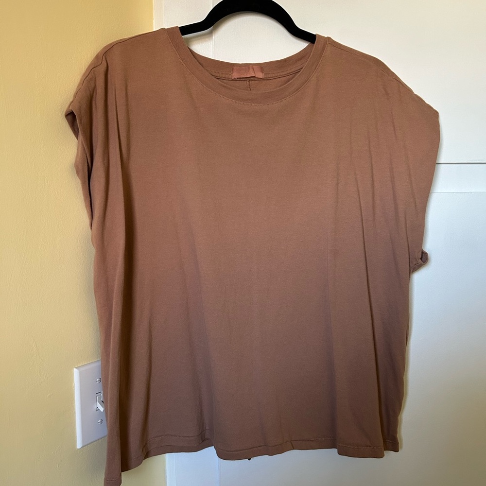Nuuds muscle tee